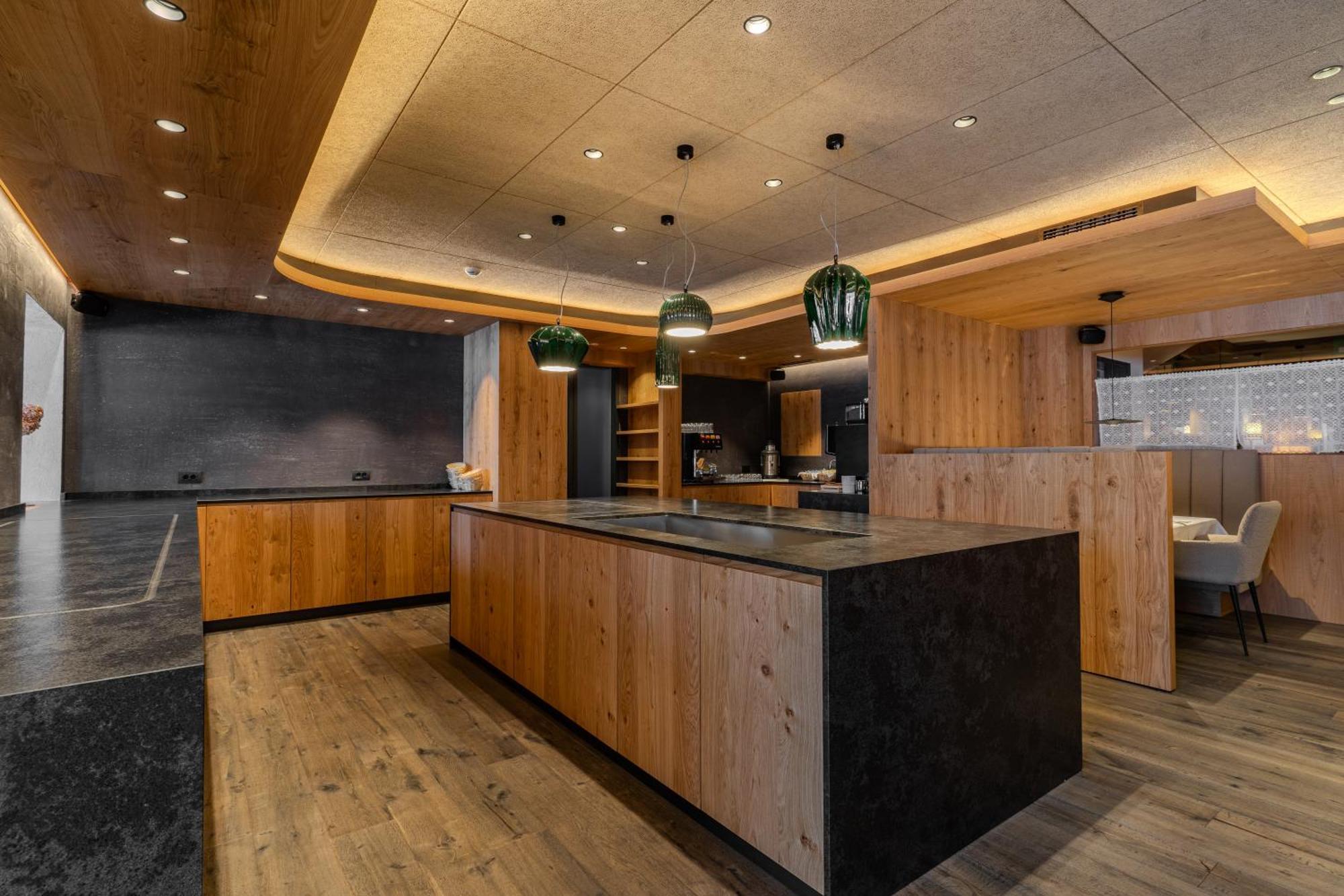 Hotel Krondlhof Brunico Ngoại thất bức ảnh