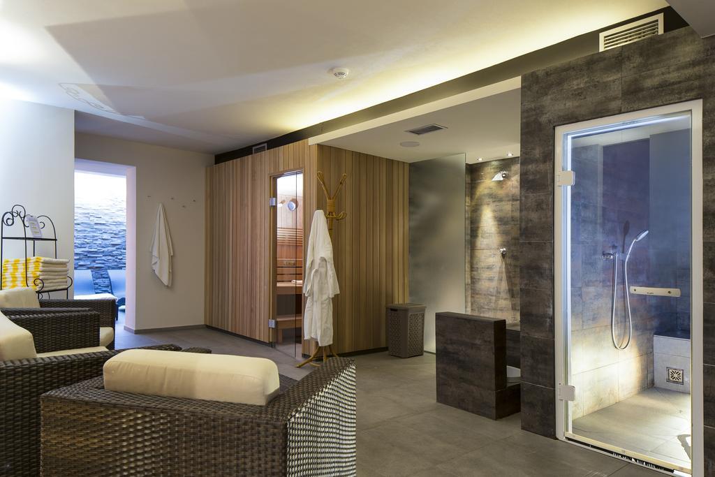 Hotel Krondlhof Brunico Ngoại thất bức ảnh